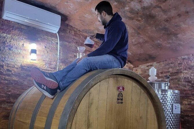 Family-owned Winery Tour with Candy Cane Mountain visit - Key Points
