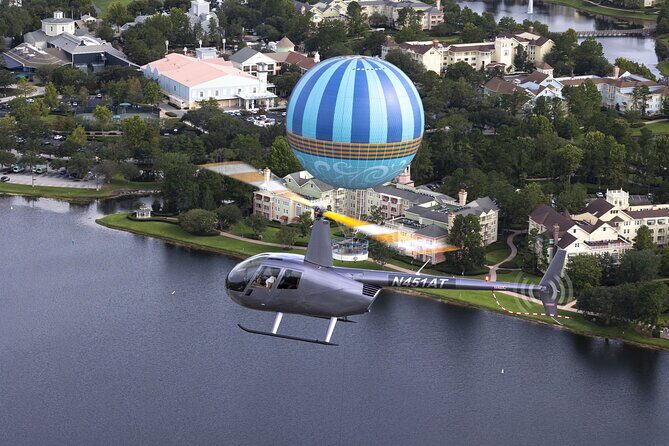 Family pack 48 Miles Helicopter Tour over Theme Parks & Downtown - A Closer Look at the Orlando Helicopter Tour