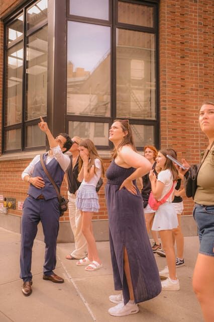 Fan Tribute: Taylor Swift in New York Walking Tour - What to Expect During the Tour