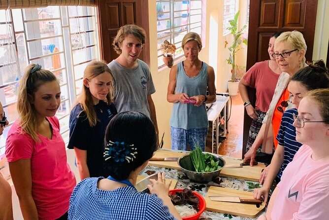 Farm tour & Home cooking class with local family in Hanoi - FAQ