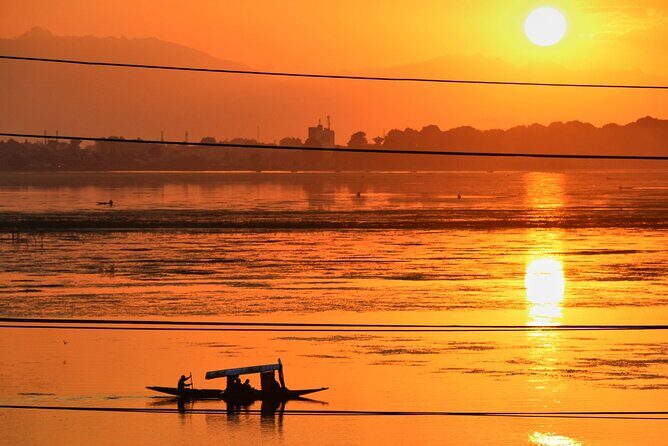 Fascinating Kashmir 4 Nights / 5 Days - Introduction: What’s the Buzz About This Kashmir Tour?