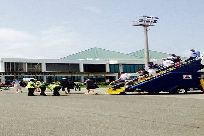Fast Track On Arrival at St Lucia Airport & Round Trip Transfer - What to Expect From the Experience