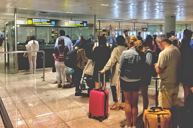 Fast Track VIP Service Noi Bai Airport (Hanoi - Vietnam) - An In-depth Look at the Noi Bai VIP Fast Track Service