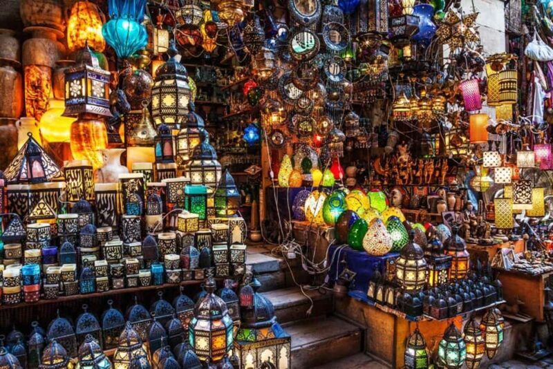 Female Guide To Pyramids of Giza, Egyptian Museum and Bazaar - Starting with Comfort and Convenience