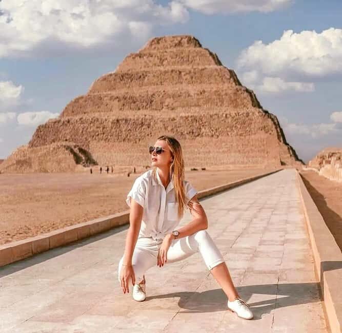 Female Guided-Pyramids, Memphis, and Sakkara Day Trip - Key Points