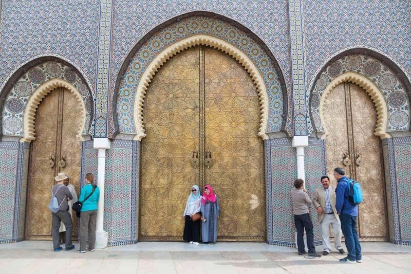 Fes: Museum, Al Attarine Madrasa & Tannery and Medina Tour - The Bustling Souks and Markets