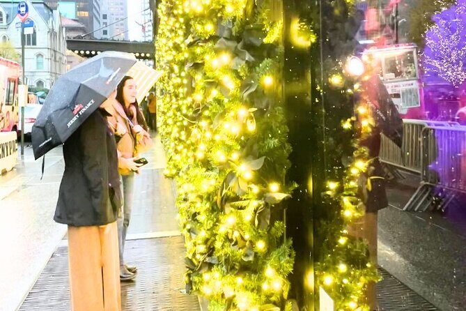 Festive Holiday Trees and Treats Crawl in NYC - A Practical Breakdown of the Tour Experience