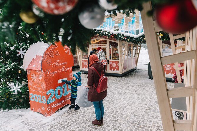 Festive Tour of New Orleans in the Crescent City Christmas - Key Points