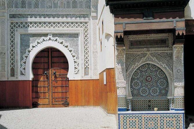 Fez Highlights Half-Day Tour: Unveiling the Best of the Medina - The Tour Experience: What You Can Expect