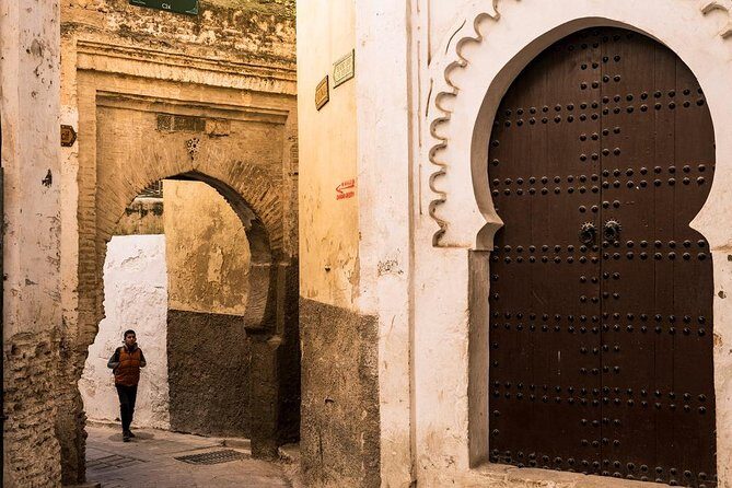 Fez in One Day: Qaraouiyine Mosque, Tanneries, Medersa & Mellah... - The Itinerary: A Detailed Breakdown