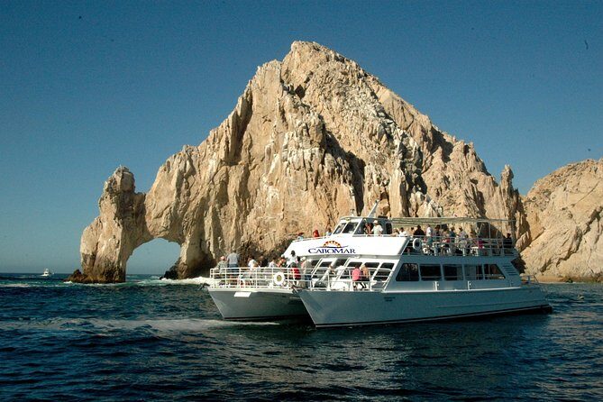 Fiesta Dinner Cruise in Cabo with Dinner - An In-Depth Look at the Cruise Experience