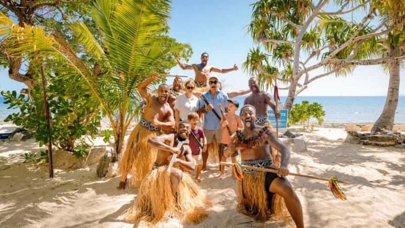 Fiji: South Sea Island Half-Day Trip with Lunch - Food and Drinks — A Key Value