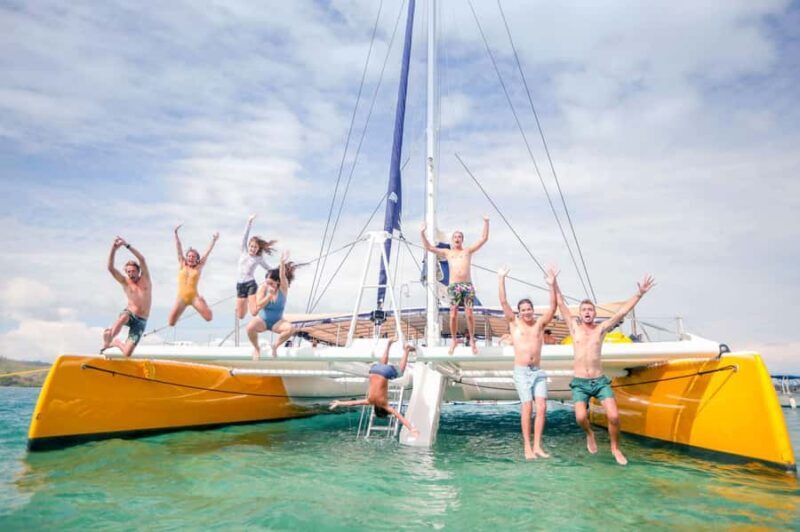 Fiji: South Sea Sailing Experience with Lunch & Drinks - Key Points