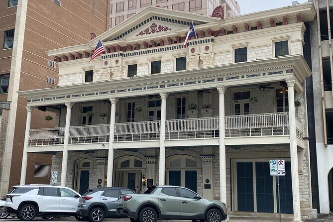 Film Locations & Movie Trivia In Downtown Austin - A Closer Look at the Itinerary and What to Expect