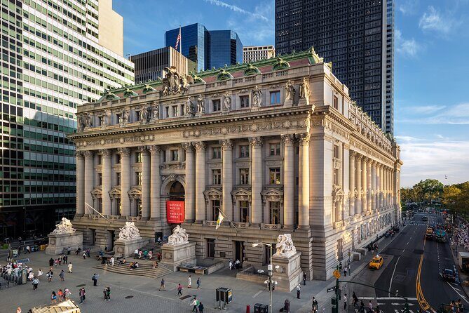 Financial District Walking Tour History, Culture, and Landmarks - Key Points