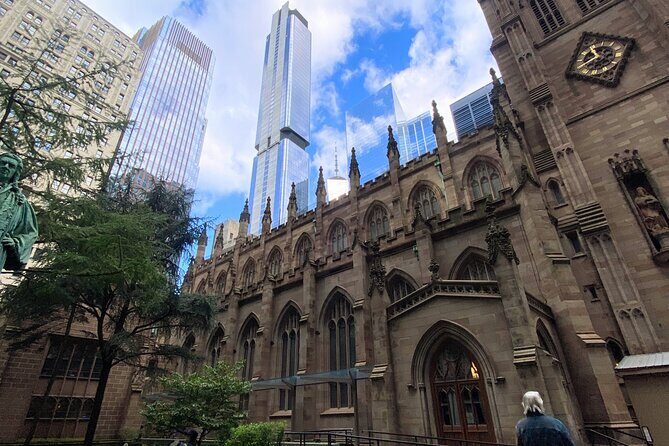 Financial District Walking Tour History, Culture, and Landmarks - Who Should Consider This Tour?