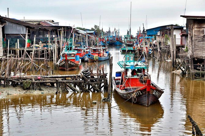 Fireflies Tour and Batu Cave Visit with Boat Ride and Seafood Dinner - A Day in the Malaysian Countryside: What to Expect