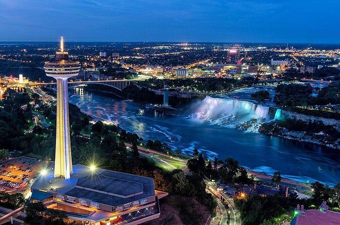 Fireworks & Falls Glow Walking Tour Canada + Skylon Tower - FAQ