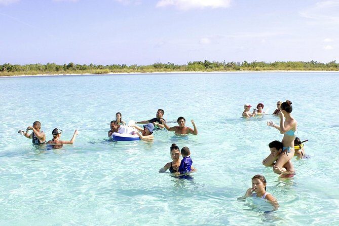 "First Lady" Private Snorkel & El Cielo Sandbar Combo - Who Will Love This Tour?