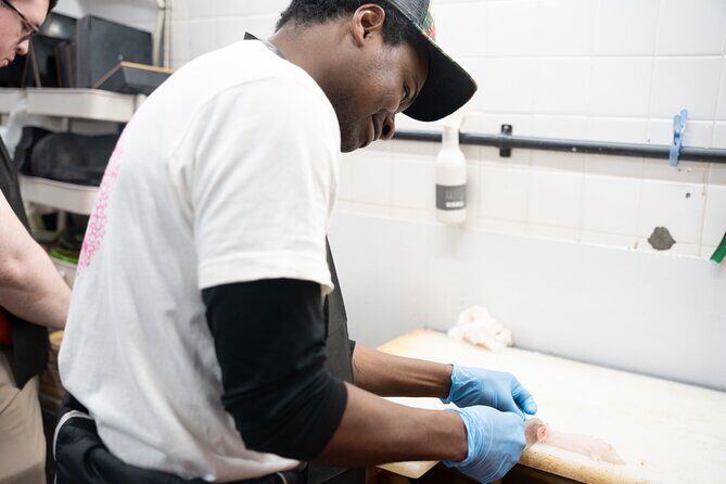 Fish Cutting workshop in Kyoto Japan - Who Should Consider This Tour?
