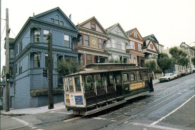 Fisherman's Wharf Self-Guided Walking Tour and Hunt - A Walk Through San Francisco’s Iconic Waterfront and Neighborhoods