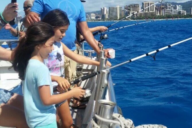 Fishing in Waikiki - Who Should Consider This Tour?
