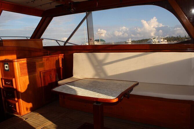 FISHING PRO CHARTERS - Boat Excursion - Divina - FAQs