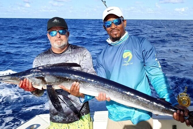 FISHING PRO CHARTERS - Boat Excursion - Sobre Las Olas - Who Should Consider This Tour?