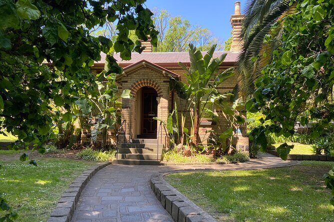 Fitzroy & Treasury Gardens Melbourne Walking Tour - A Deeper Look at the Itinerary and What You’ll Experience
