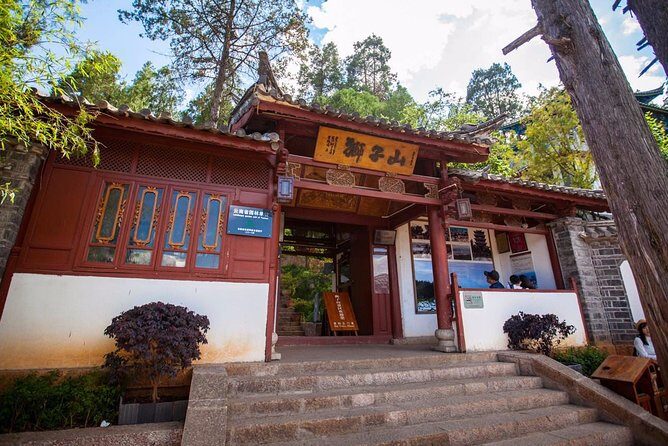 Flexible Lijiang City Highlights Private Day Tour with Lunch - A Closer Look at the Tour Experience