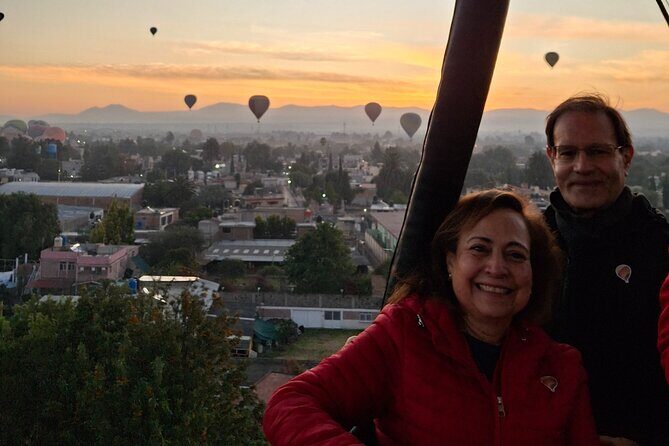 Flight in Globe, visit archaeological area, breakfast and transport - Who Will Love This Tour?