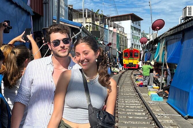 Floating and Railway Markets Private Tour - A Detailed Look at the Tour