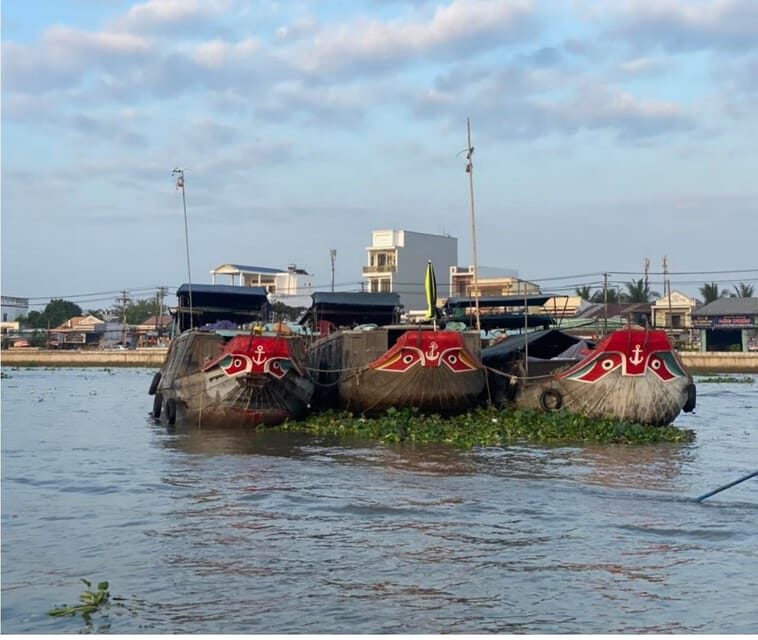 floating market boat trip everyday - The Journey Begins: What to Expect from the Tour