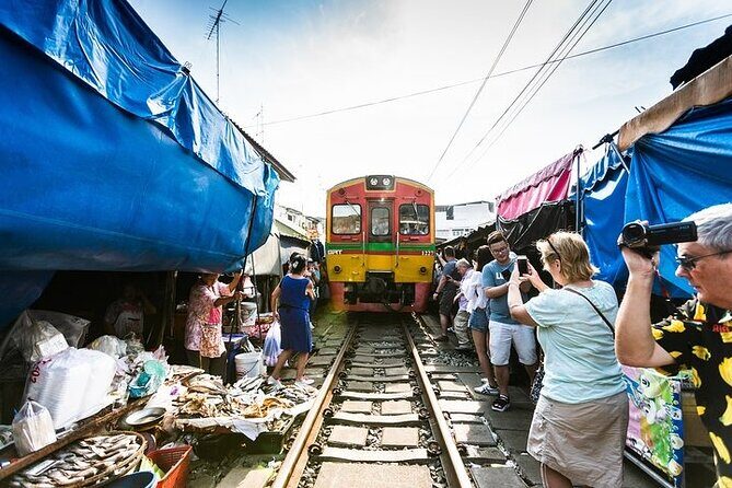 Floating Market & Railway Market near Bangkok - The Sum Up