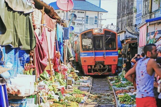 Floating Market & Train Market Half-Day Trip from Bangkok - An In-Depth Look at the Tour Itinerary