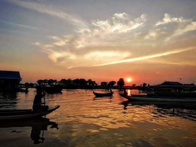 Floating Village and Tonlé Sap Sunset Tour - Key Points