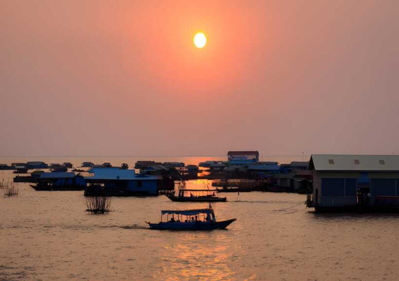 Floating village, Kampong Phluk private tour - Practical Tips for Travelers