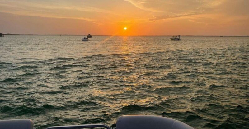 Florida: Emerald Coast Sunset & Dolphin Cruise with Guide - Key Points