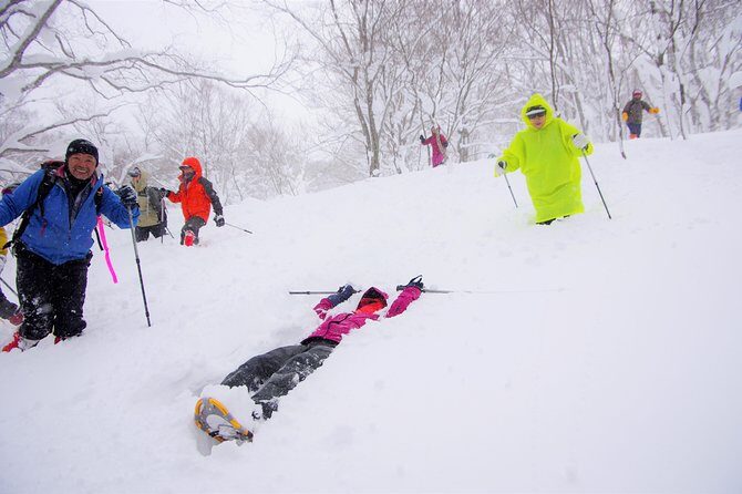 Fluffy New Snow and the Earth beating, Goshougake Oyunuma Snowshoeing Tour - Value for Money