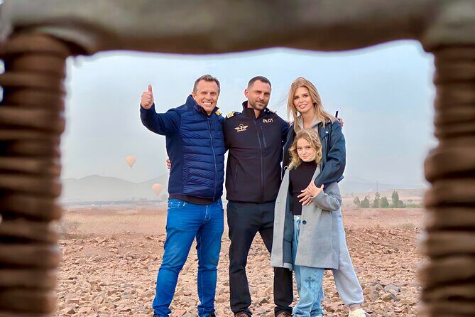 Fly in a hot air balloon in the sky of the Atlas in Marrakech - The value of safety and professionalism