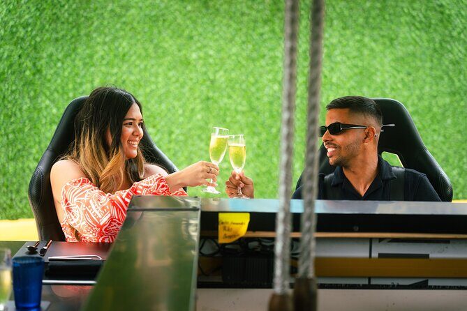 FlyDining: Social Hour with Ocean View and Tropical Breeze - Group Size and Timing