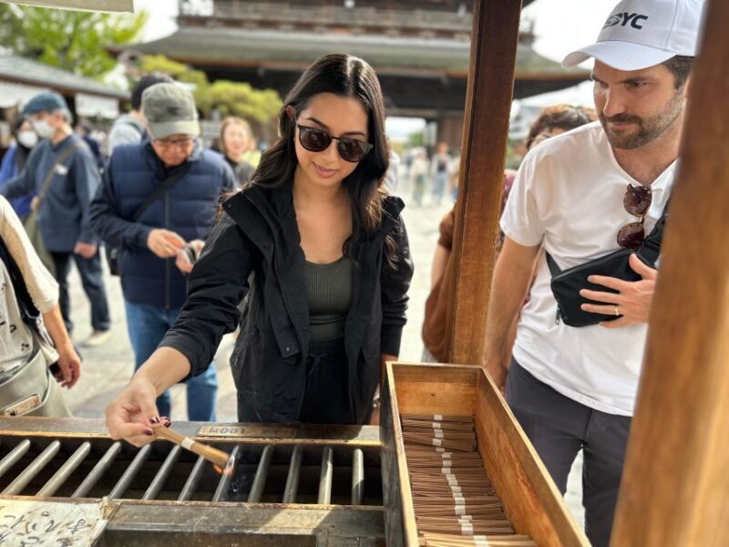 Food & Cultural Walking Tour around Zenkoji temple in Nagano - Key Points