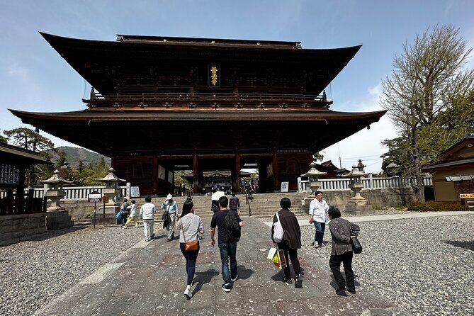 Food & Cultural Walking Tour around Zenkoji temple in Nagano - FAQs