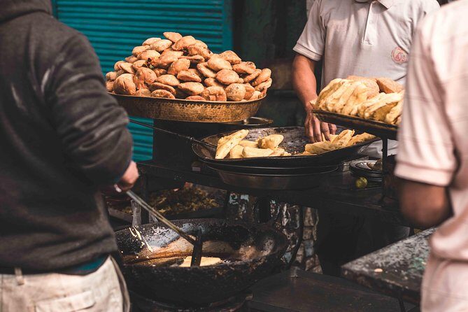 Food Walk tour of Old & New Delhi with a local guide - A Closer Look at the Food Walk Experience