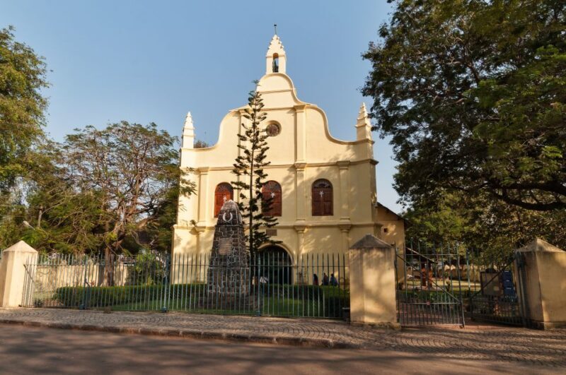 Fort Kochi & Chinese Fishing Nets Private Walking Tour - Key Points