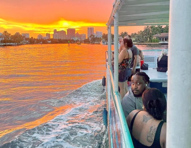 Fort Lauderdale: Evening Boat Cruise with Downtown Views - An Authentic Look at the Fort Lauderdale Evening Boat Cruise