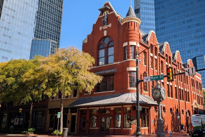 Fort Worth Scavenger Hunt Walking Tour and Game - Who Should Consider This Tour?