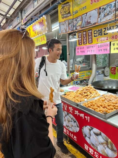 Fortress Night Hike & Snack at a Local Market - Key Points