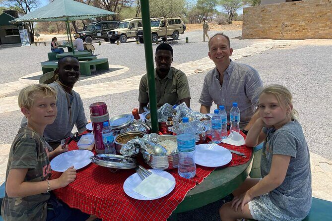Four Day Lake Tour to Manyara and Serengeti and Ngorongoro Crater - Key Points