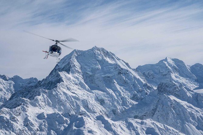 Fox Glacier and Mount Cook Helicopter Flight with Snow Landing - An Up-Close Look at the Fox Glacier and Mount Cook Helicopter Flight with Snow Landing